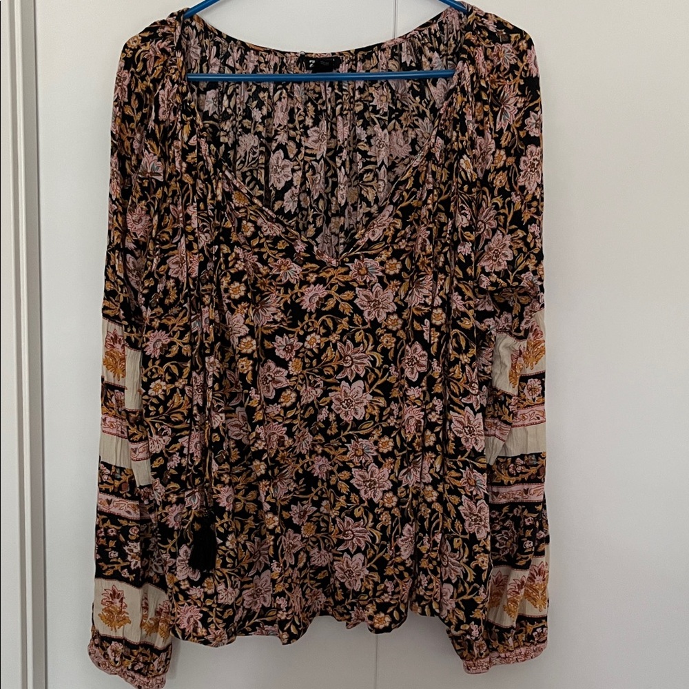Billabong Floral Bohemian Blouse